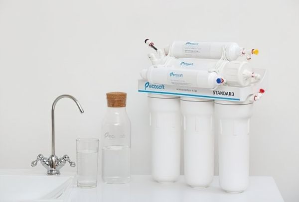 Система зворотнього осмосу Ecosoft Standard 6-50M з мінералізатором (MO650MECOSTD)